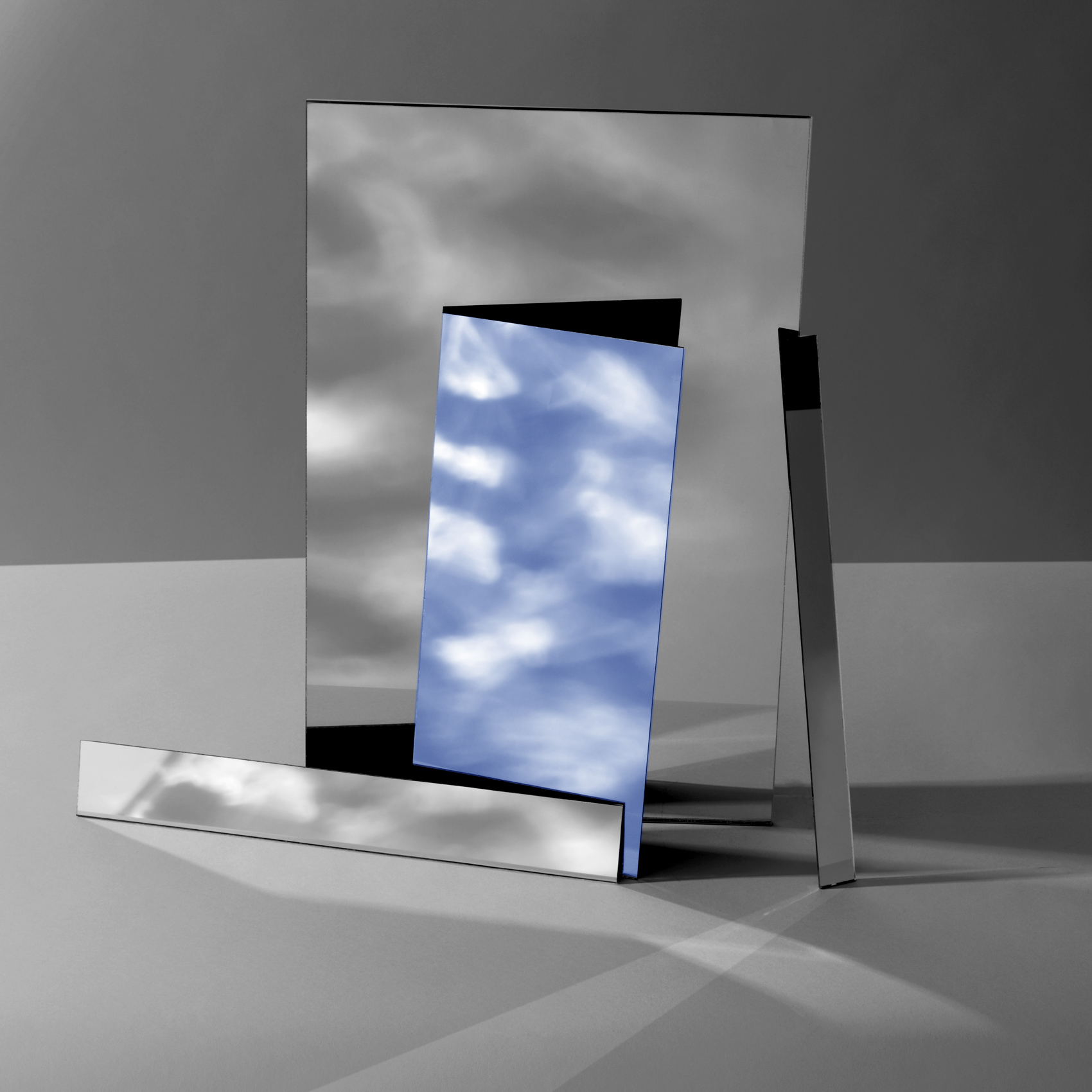Mirrorly-Sky-Cropt-Website063